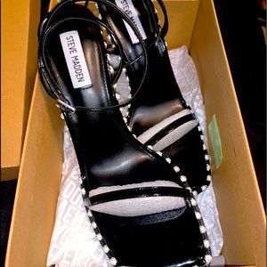 Steve Madden Black Zelle Heels Size 9.5